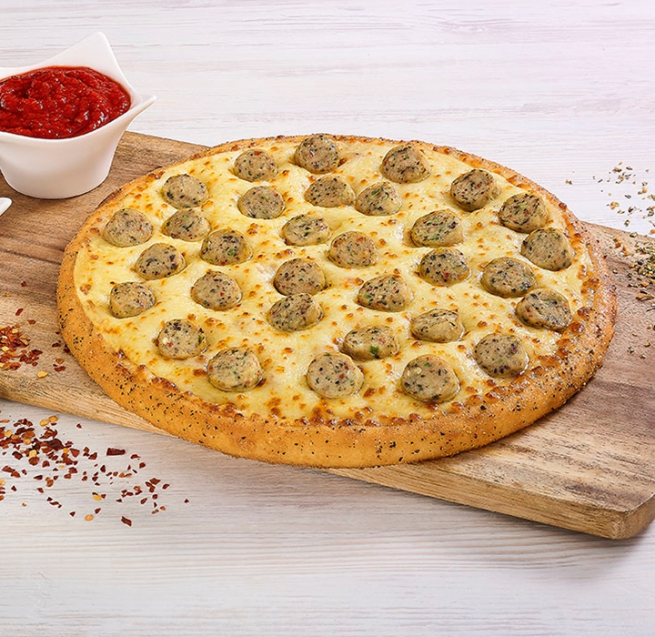 Chicken Sausage Pizza - Medium